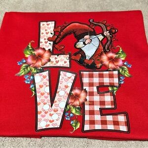 Gildan Red Love Graphic Short Sleeve Tee